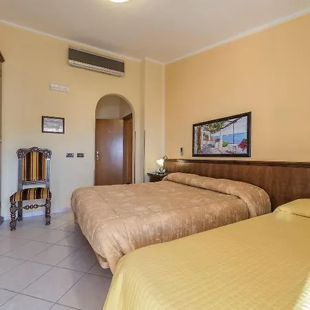 Hotel Ristorante Colleverde Santa Maria di Castellabate