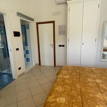 Hotel Ristorante Colleverde 3*